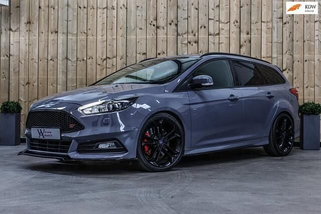 Occasion Ford Focus ST 250 PK (183 kW) 2016 Grijs Stationwagen
