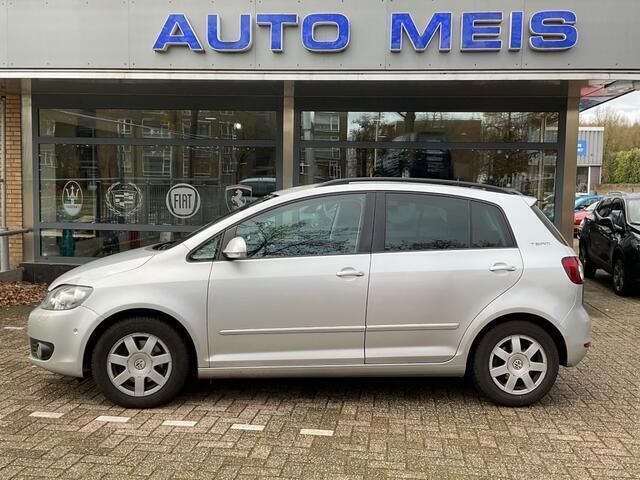 Grijs, metallic lak Gebruikt 2011 VW Golf Plus MPV | € 5.995 (Iets duurder) - Afbeelding 1/4