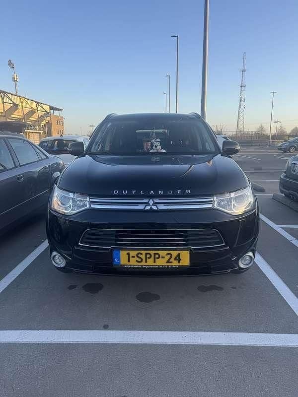 Occasion 2013 Mitsubishi Outlander SUV | € 7.500 (Eerlijke prijs) - Afbeelding 1/4