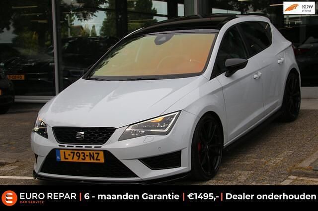 Wit Gebruikt 2015 Cupra Leon Hatchback | € 16.995 (Super prijs) - Afbeelding 1/4