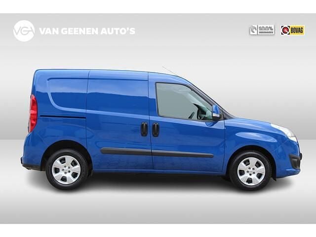 Blauw Gebruikt 2017 Opel Combo Sport MPV | € 7.950 (Duur) - Afbeelding 1/4
