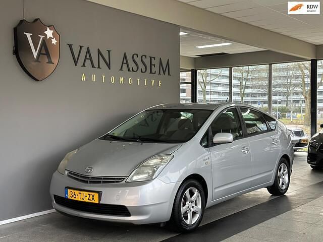 Grijs Occasion 2006 Toyota Prius Hatchback | € 2.795 (Eerlijke prijs) - Afbeelding 1/4