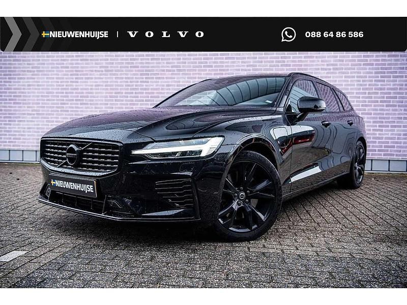 Zwart Occasion 2018 Volvo V60 R-Design Stationwagen | € 29.894 - Afbeelding 1/4