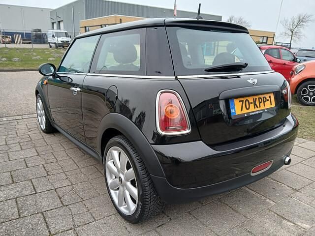 Occasion Mini ONE 95 PK (69 kW) 2010 Zwart Hatchback