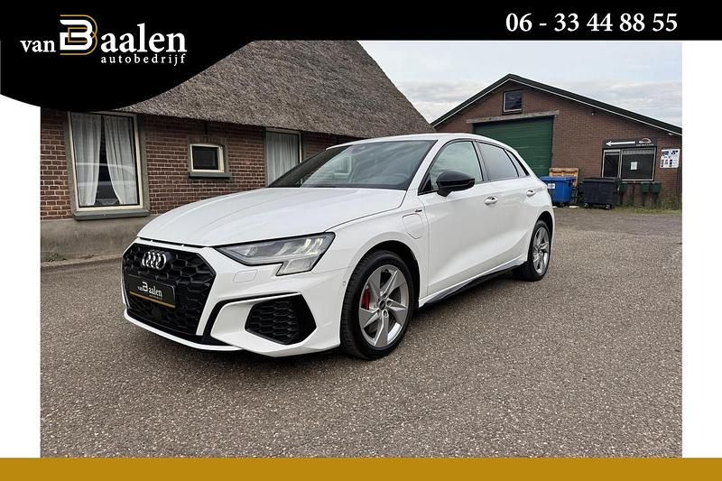 Occasion Audi A3 Sportback e-tron S-Line 2022 Wit Hatchback