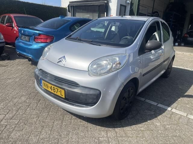 Grijs Gebruikt 2005 Citroën C1 Hatchback | € 1.899 (Eerlijke prijs) - Afbeelding 1/4