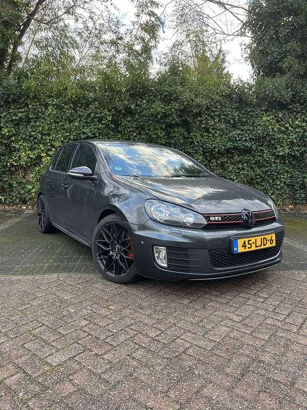 Gebruikt 2010 VW Golf VI Edition Sedan | € 8.000 (Goede deal) - Afbeelding 1/4