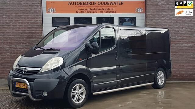 Zwart Gebruikt 2012 Opel Vivaro Van | € 11.995 - Afbeelding 1/4