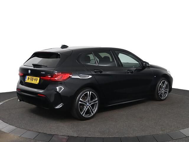 Occasion BMW 118 Executive 136 PK (100 kW) 2021 Zwart (metallic) Hatchback