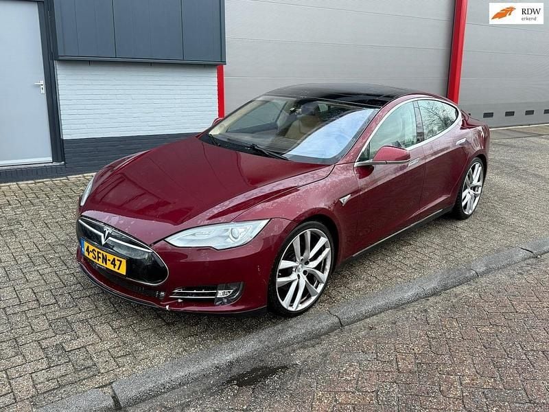 Occasion Tesla Model S 278 kW (378 PK) 2013 Rood Hatchback