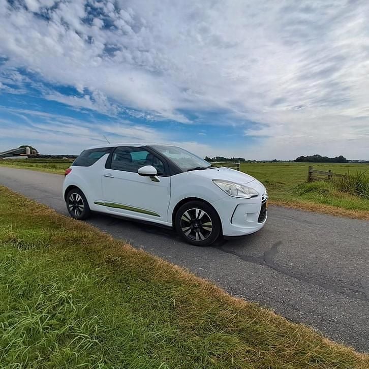 Gebruikt 2011 Citroën DS3 | € 3.500 (Eerlijke prijs) - Afbeelding 1/4