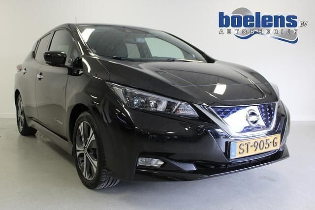 Zwart Gebruikt 2018 Nissan Leaf Hatchback | € 9.876 (Goede deal) - Afbeelding 1/4