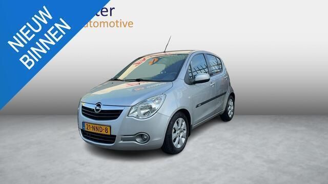 Grijs, metallic lak Gebruikt 2010 Opel Agila Edition Hatchback | € 3.950 (Eerlijke prijs) - Afbeelding 1/4