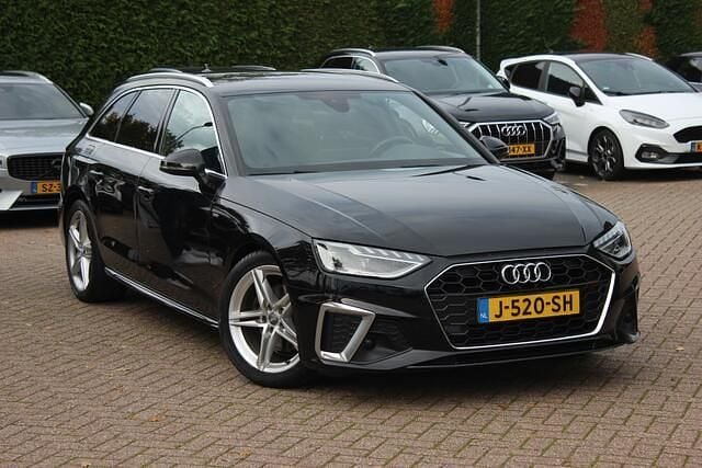 Zwart Occasion 2020 Audi A4 Sport Stationwagen | € 22.750 (Eerlijke prijs) - Afbeelding 1/4