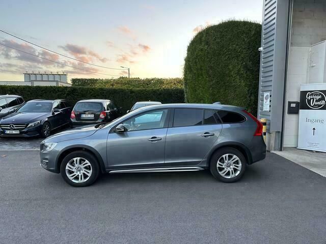 Occasion Volvo V60 CC Plus 150 PK (110 kW) 2017 Grijs Stationwagen