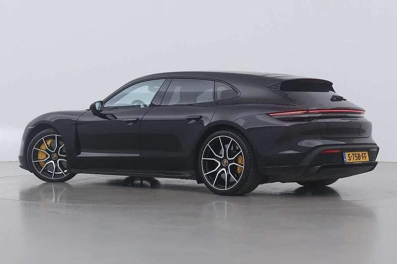 Occasion Porsche Taycan Sport Turismo 459 kW (625 PK) 2023 Zwart Stationwagen