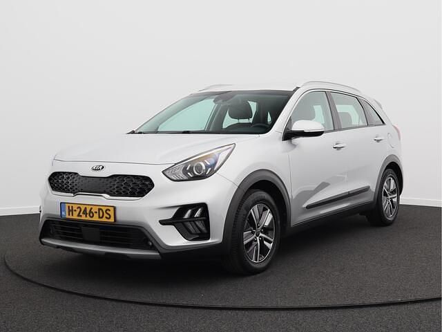 Grijs Gebruikt 2020 Kia Niro SUV | € 18.750 (Eerlijke prijs) - Afbeelding 1/4