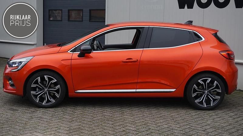 Occasion Renault Clio V Techno 143 PK (105 kW) 2023 Oranje Hatchback