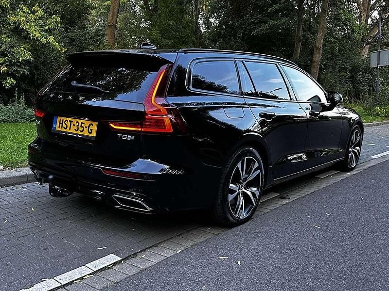 Gebruikt 2020 Volvo V60 R-Design Stationwagen | € 25.350 (Goede deal) - Afbeelding 1/4