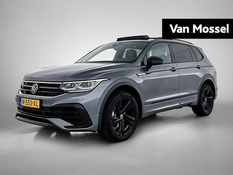 Grijs Gebruikt 2022 VW Tiguan Allspace R-line SUV | € 39.900 (Duur) - Afbeelding 1/4