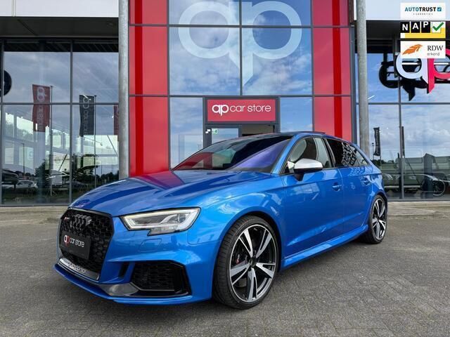 Blauw Gebruikt 2018 Audi RS3 Hatchback | € 42.999 - Afbeelding 1/4