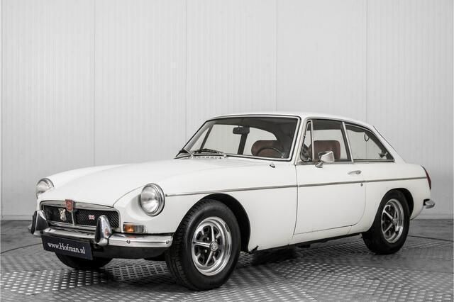 Wit Gebruikt 1974 MG B GT Coupé | € 7.999 - Afbeelding 1/4