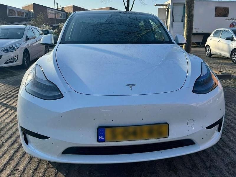 Wit Gebruikt 2023 Tesla Model Y RWD SUV | € 27.450 (Super prijs) - Afbeelding 1/4