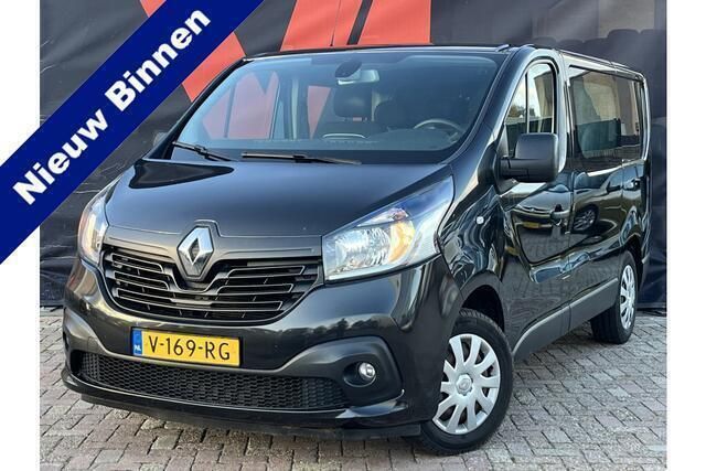 Zwart Gebruikt 2018 Renault Trafic Komfort Van | € 9.248 (Super prijs) - Afbeelding 1/4