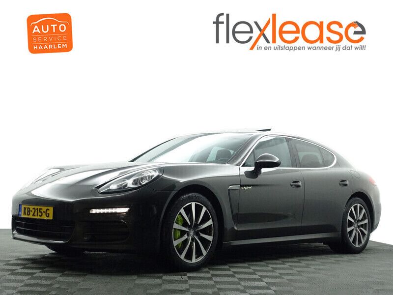 Grijs Gebruikt 2016 Porsche Panamera Chrono Sedan | € 34.900 (Super prijs) - Afbeelding 1/4