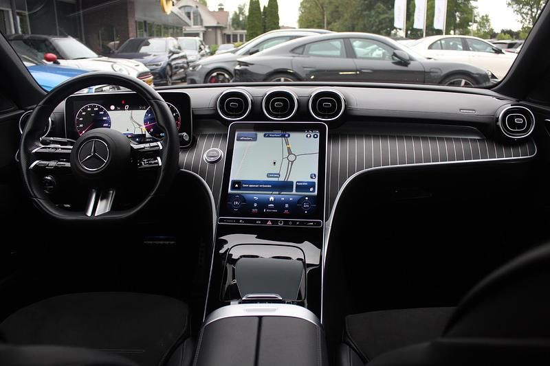 Occasion Mercedes C180 AMG line 170 PK (125 kW) 2021 Zwart Sedan