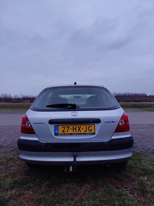 Occasion Honda Civic LS 90 PK (66 kW) 2002 Zilver Sedan