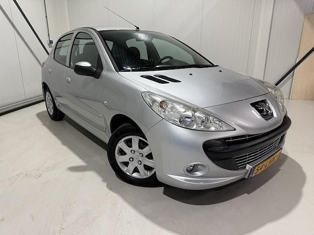 Occasion Peugeot 206 2010 Grijs (metallic) Hatchback