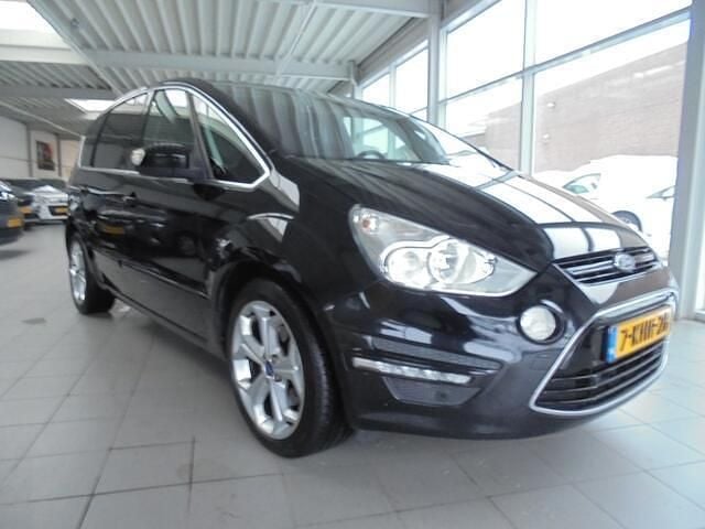Zwart Occasion 2013 Ford S-MAX Titanium MPV | € 4.450 (Super prijs) - Afbeelding 1/4