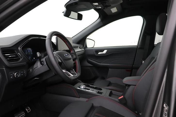 Nieuw Ford Kuga ST-Line X 242 PK (177 kW) 2025 Grijs SUV