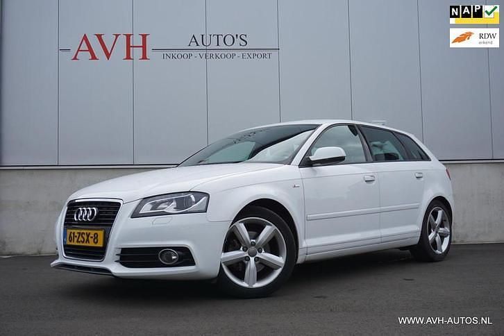 Wit Gebruikt 2013 Audi A3 Hatchback | € 10.950 (Eerlijke prijs) - Afbeelding 1/4