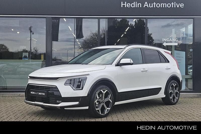 Wit Nieuw 2025 Kia Niro SUV | € 44.790 - Afbeelding 1/4