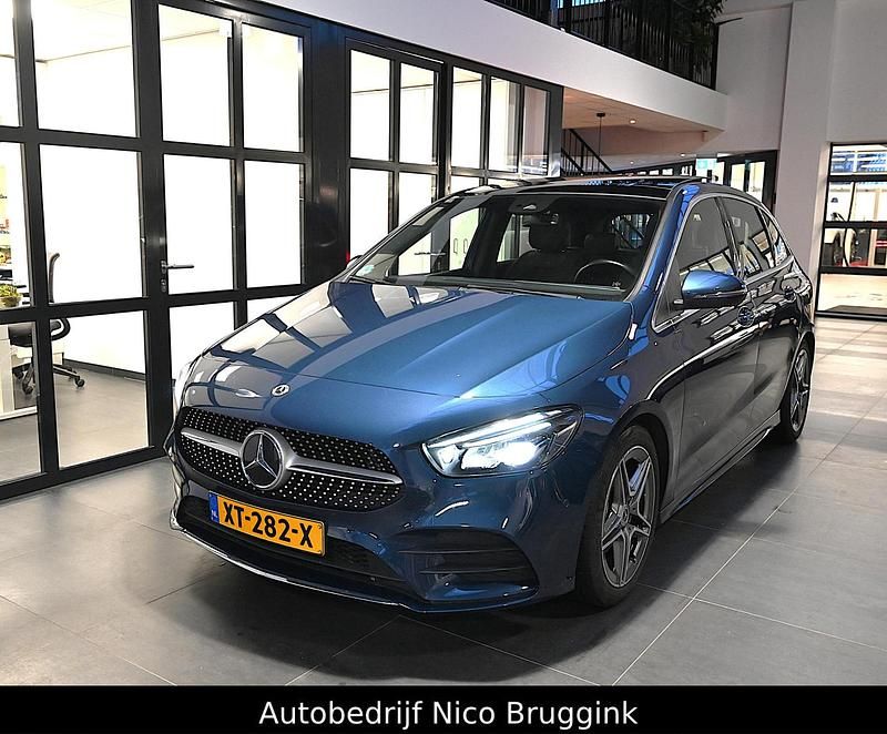 Occasion Mercedes B200 Business 163 PK (119 kW) 2019 Blauw MPV