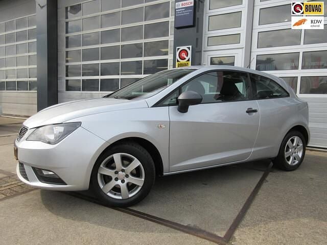 Grijs Gebruikt 2012 Seat Ibiza Style Hatchback | € 4.995 (Eerlijke prijs) - Afbeelding 1/4