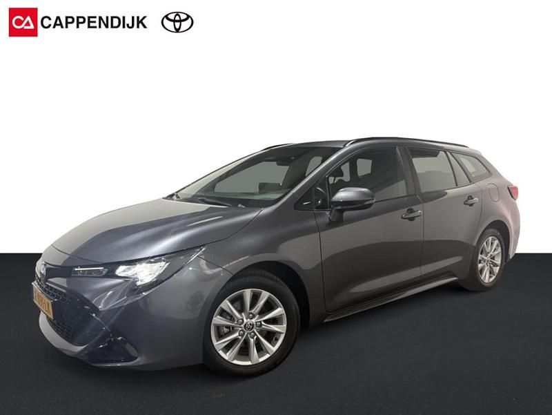 Grijs Occasion 2023 Toyota Corolla Active Stationwagen | € 26.599 (Eerlijke prijs) - Afbeelding 1/4