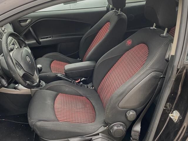 Occasion Alfa Romeo MiTo Distinctive 120 PK (88 kW) 2009 Zwart Hatchback