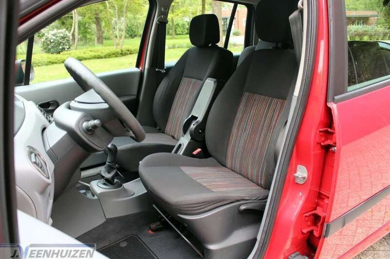 Occasion Renault Grand Modus Expression 75 PK (55 kW) 2008 Rood MPV