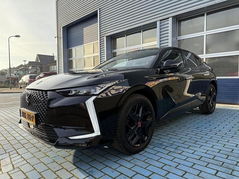 Occasion DS Automobiles DS4 Performance Line Plus 131 PK (96 kW) 2024 Zwart Hatchback