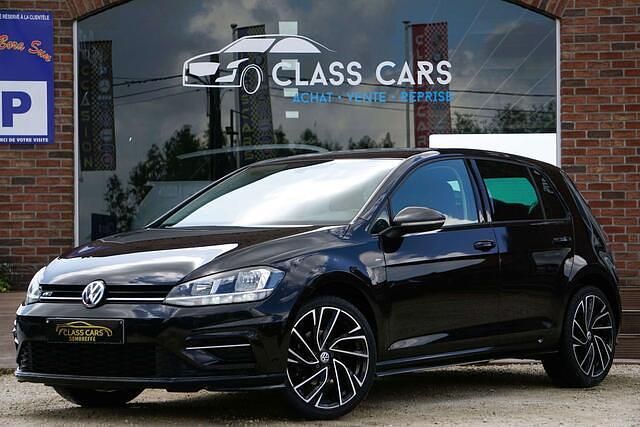 Zwart Occasion 2019 VW Golf R-line Sedan | € 17.990 - Afbeelding 1/4