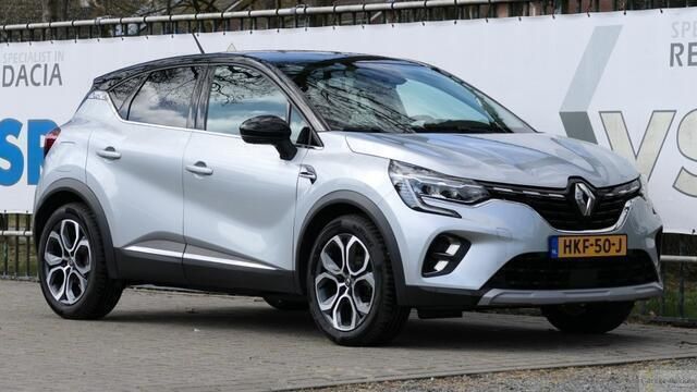 Zilver, metallic lak Gebruikt 2021 Renault Captur Intens SUV | € 25.400 (Duur) - Afbeelding 1/4