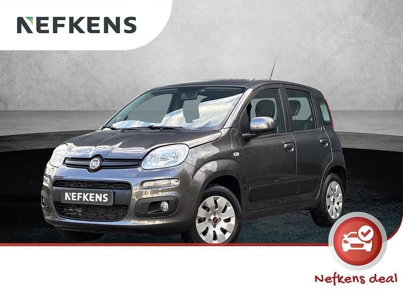 Grijs Gebruikt 2017 Fiat Panda Lounge Hatchback | € 9.925 (Iets duurder) - Afbeelding 1/3