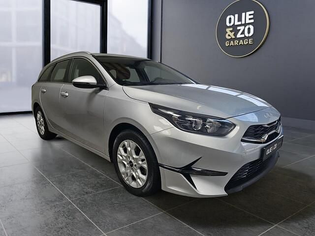 Grijs Gebruikt 2023 Kia Ceed Sportswagon Stationwagen | € 23.750 (Duur) - Afbeelding 1/4
