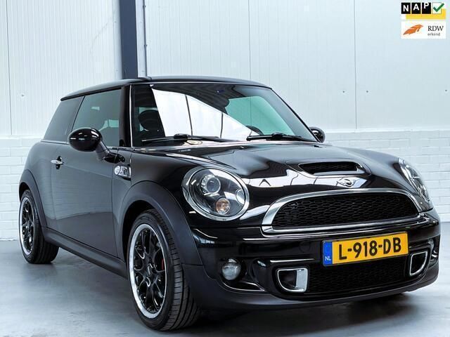 Zwart Gebruikt 2011 Mini Cooper S Salt Hatchback | € 6.500 (Goede deal) - Afbeelding 1/4