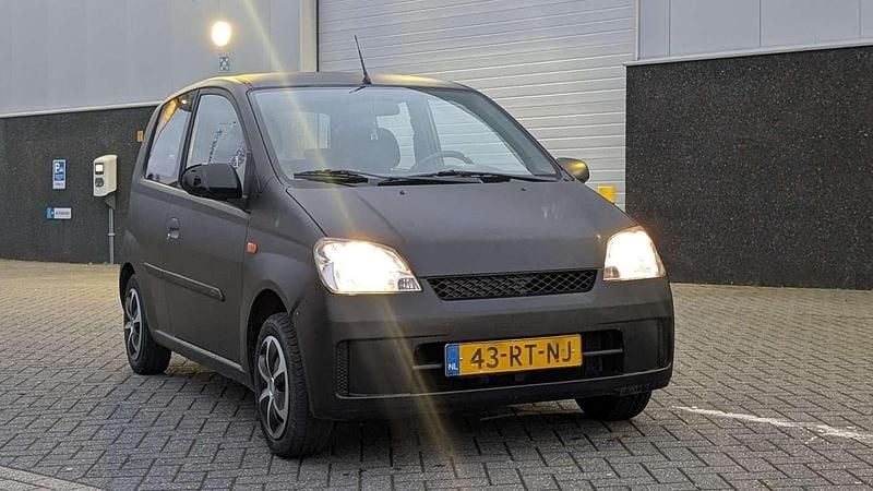 Zwart Gebruikt 2005 Daihatsu Cuore Hatchback | € 1.750 (Eerlijke prijs) - Afbeelding 1/4