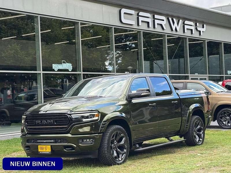 Groen Gebruikt 2022 RAM 1500 Pickup | € 64.900 - Afbeelding 1/4