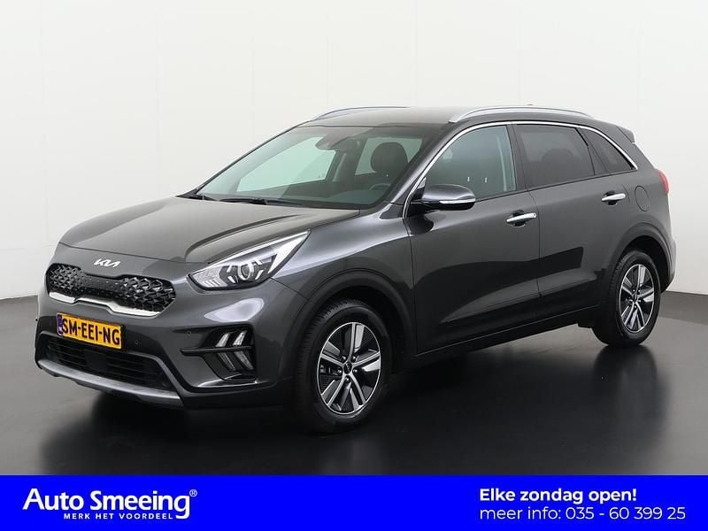 Grijs Gebruikt 2022 Kia Niro SUV | € 22.895 (Super prijs) - Afbeelding 1/4